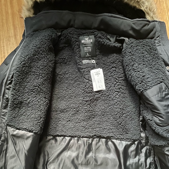 Hollister jacket - Picture 7 of 8